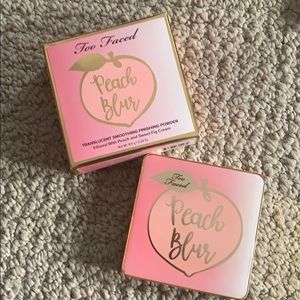 Too Faced Makeup - Too faced peach blur powder Too Faced Makeup - Too faced peach blur powder
